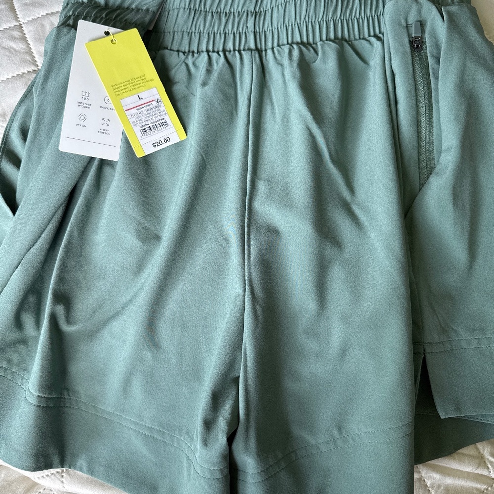 All in Motion Mid-Rise Shorts